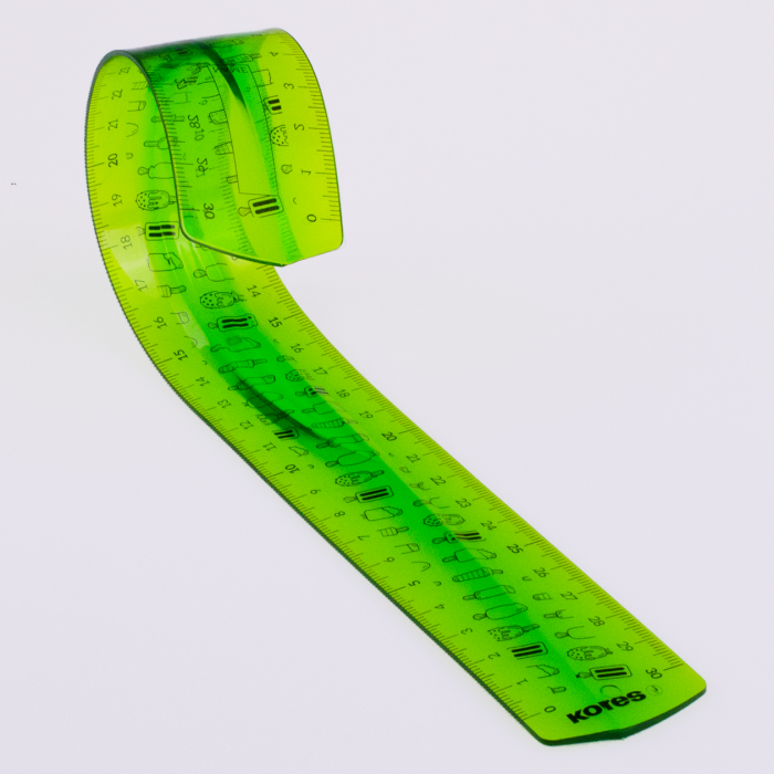 Rigla flexibila Kores Elastik, 15 cm, in 4 variante de culoare