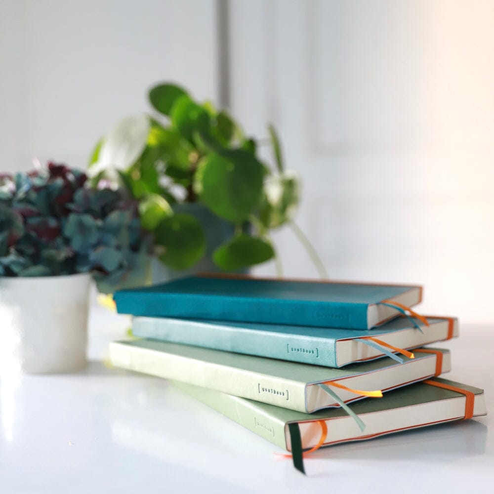 Agenda A5 nedatata, 120 file, punctat, softcover, hartie ivory 90 g / mp, Rhodiorama, peacock Agenda Rhodia Rhodia