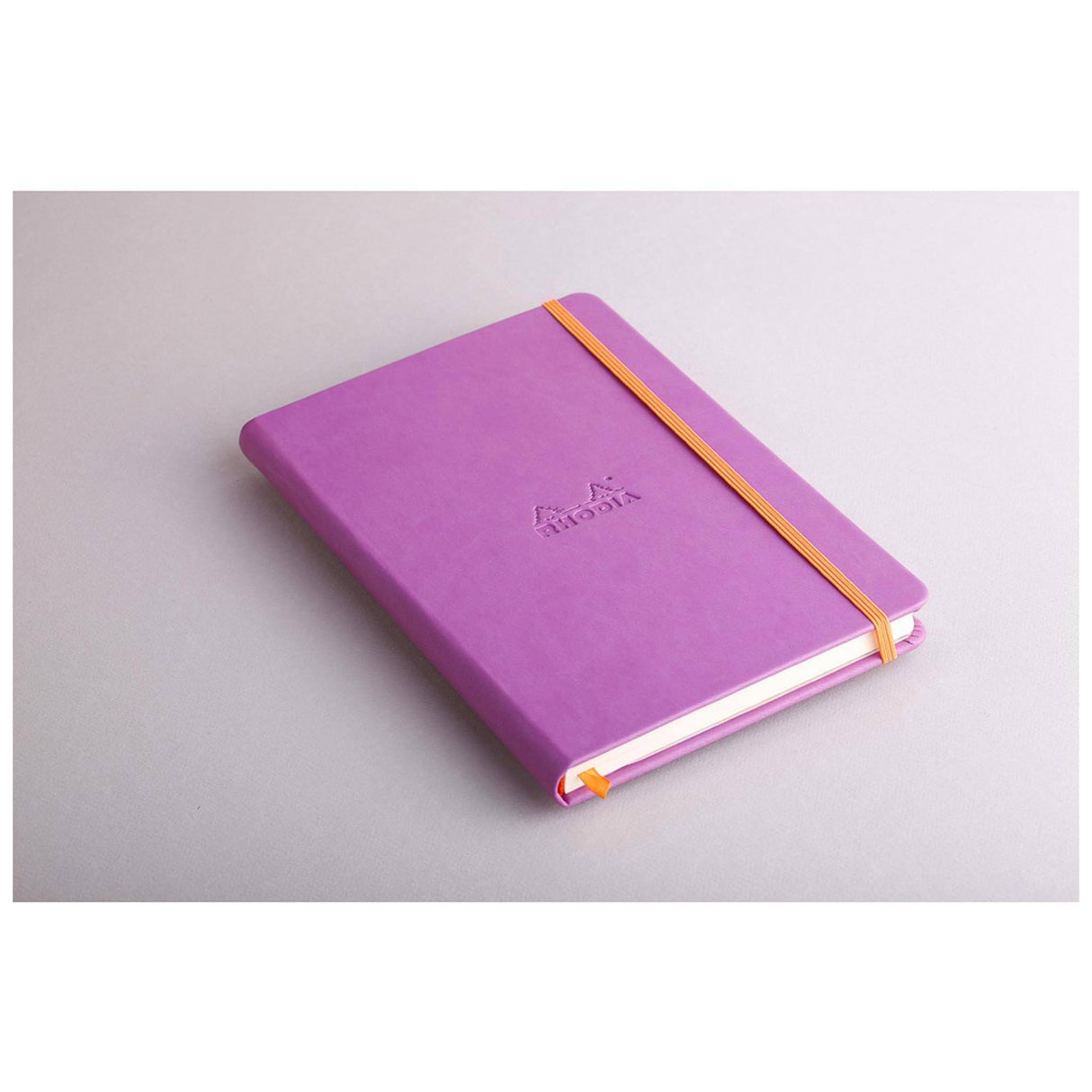 Caiet Agenda A5 Rhodiarama liniat, roz, 96 pagini, cu coperta rigida + elastic Agenda Rhodia