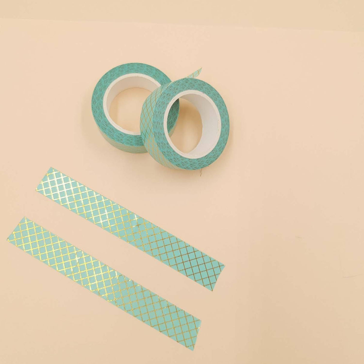 Banda Washi - Albastru Ciel Model Dungi Aurii Paperie.ro