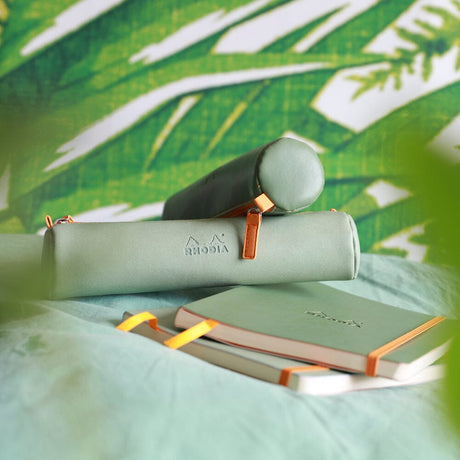 Penar Rhodiarama, rotund, imitatie piele, 5 x 21.5 x 5 cm, Peacock Penar Rhodia