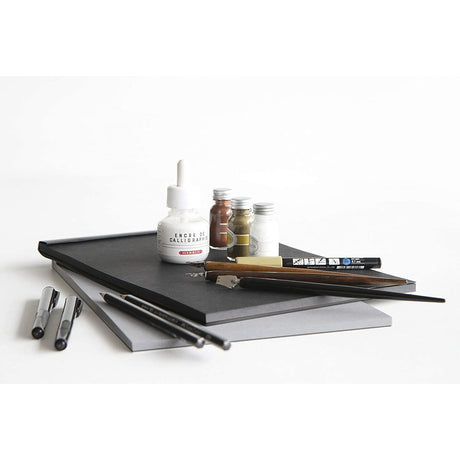 Caiet pentru Schite Rhodia Maya negru A5 50 file hartie alba velina 120g/mp Paperie.ro