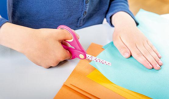 Foarfeca Dahle pentru copii - motiv lama "Bomboane" Foarfeca Dahle