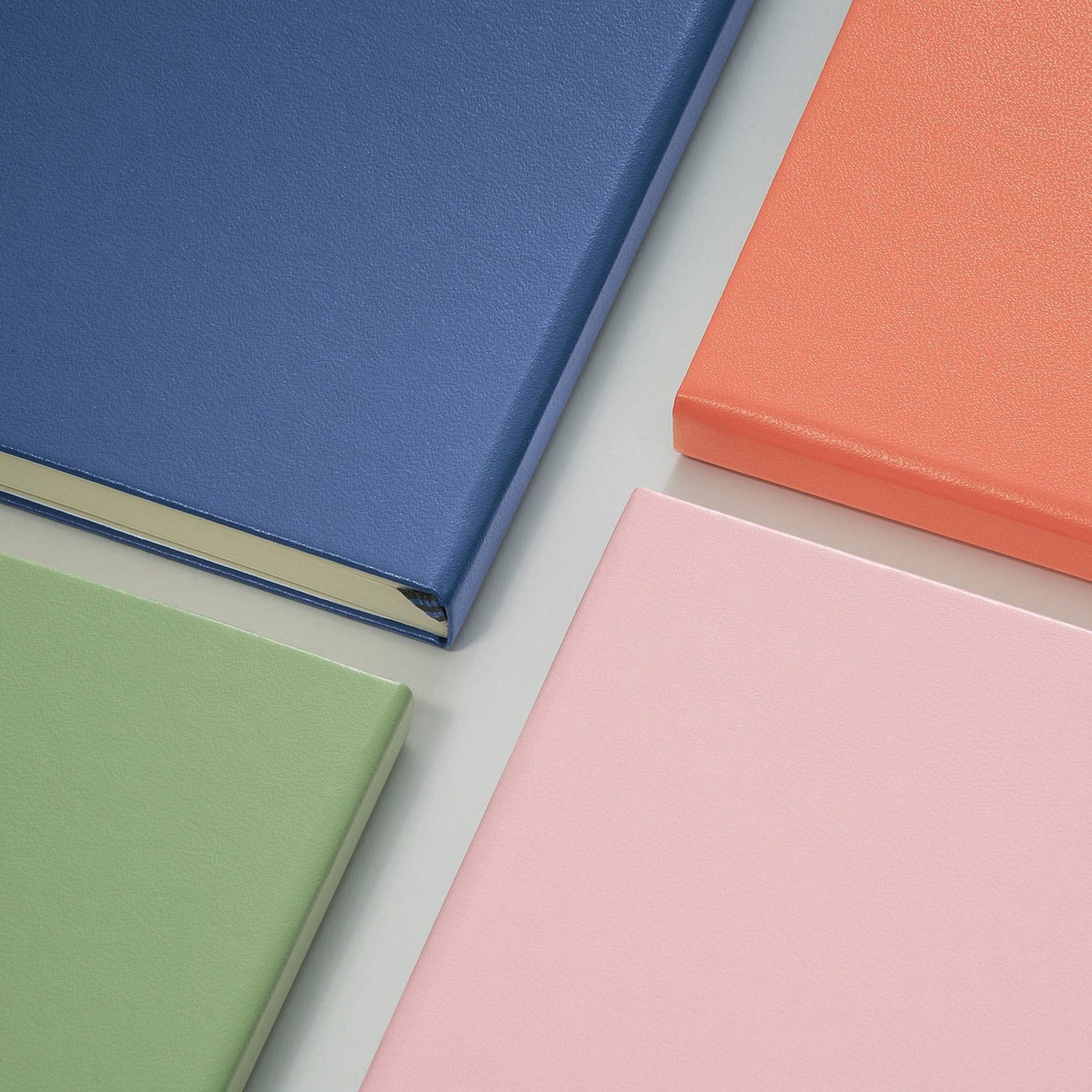 Agenda BUJO punctata A5 Softcover - Roz Pudrat, 123 pagini BUJO, A5, punctata, softcover Leuchtturm 1917