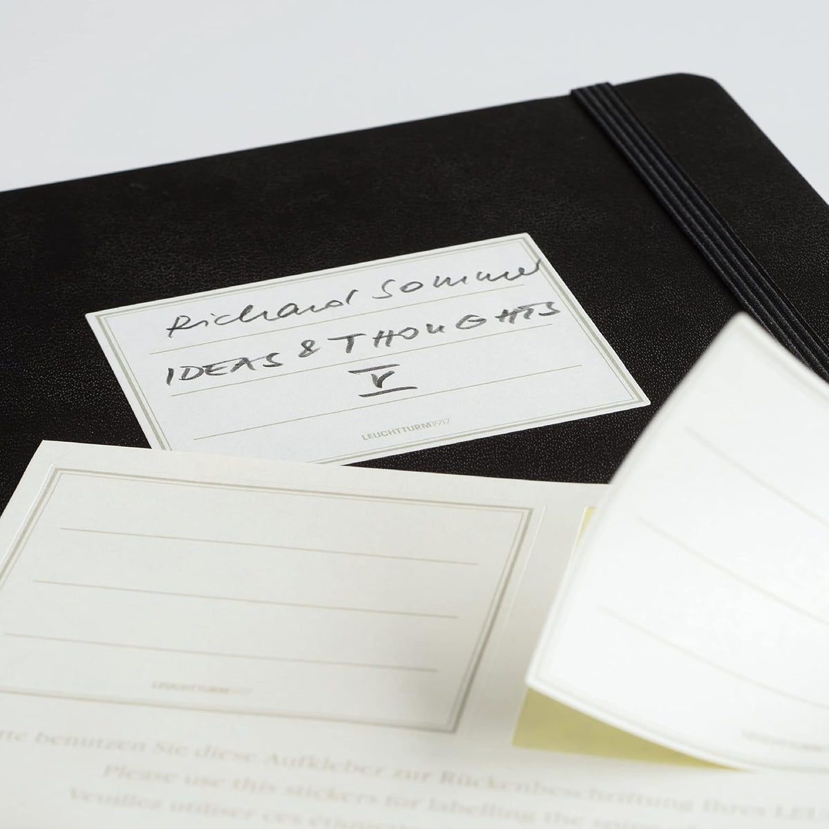 Caiet Leuchtturm1917 Pocket, A6, cartonat, 187 pagini, velin, negru