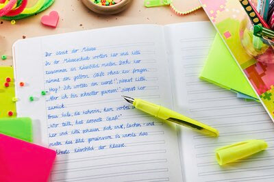 Stilou Stabilo EASYbuddy, M, galben neon, 1 rezerva, blister