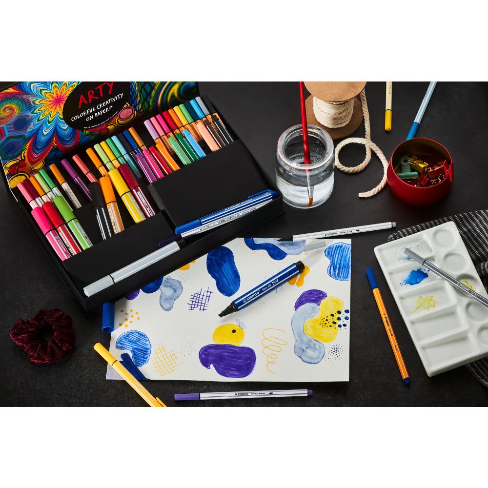 Stabilo Pen 68 x 11 culori, Point 88 x 12 culori, Pen 68 Brush x 11 culori, PointMax x 12 culori, Pen 68 Max x 9 culori, 55 bucati / set, etui carton Arty