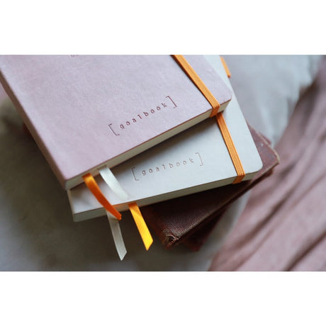 Agenda A5 nedatata, 120 file, punctat, softcover, hartie ivory 90 g / mp, Rhodiorama, rosewood Agenda Rhodia Rhodia 