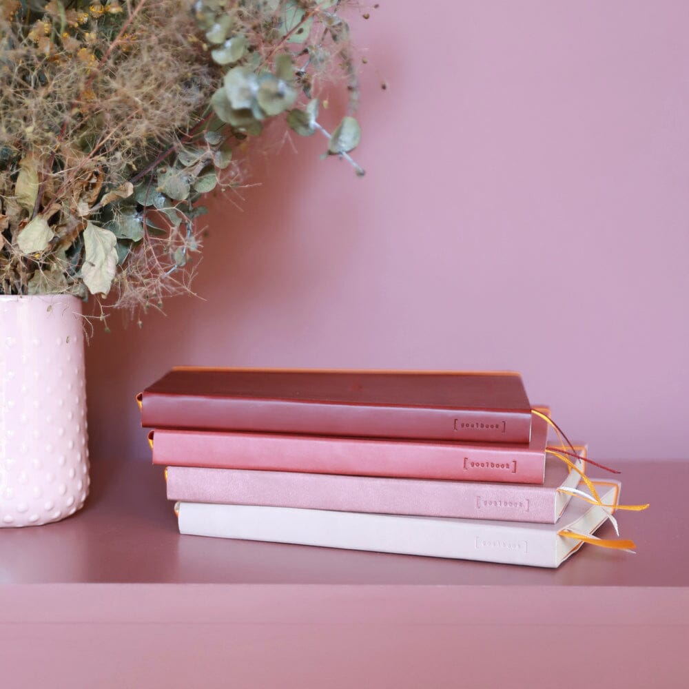 Caiet A5, 120 file, punctat, softcover, hartie ivory 90 g / mp, Rhodiorama, rose smoke Agenda Rhodia Rhodia 