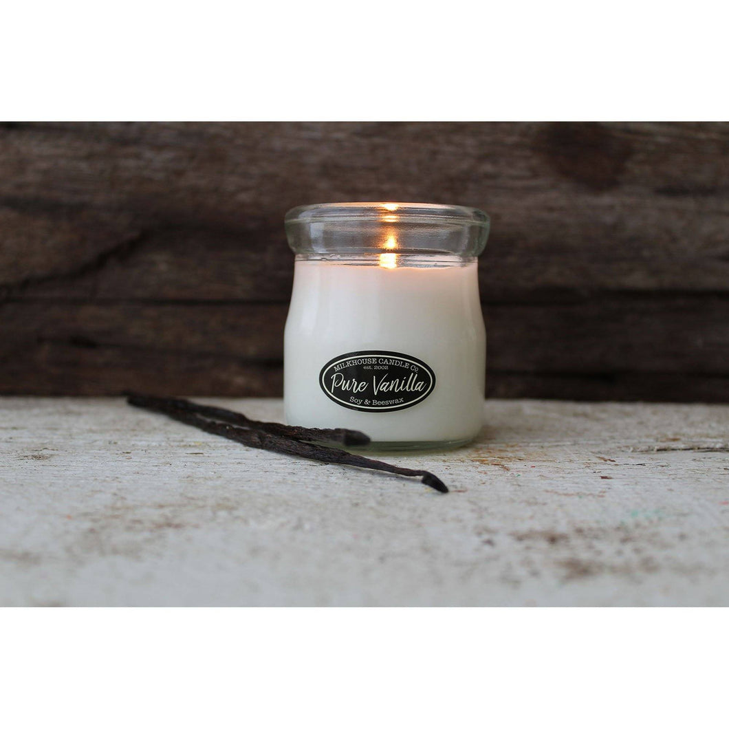 Lumanare parfumata Milkhouse 142g Vanilie Pura Lumanare parfumata MILKHOUSE CANDLES 