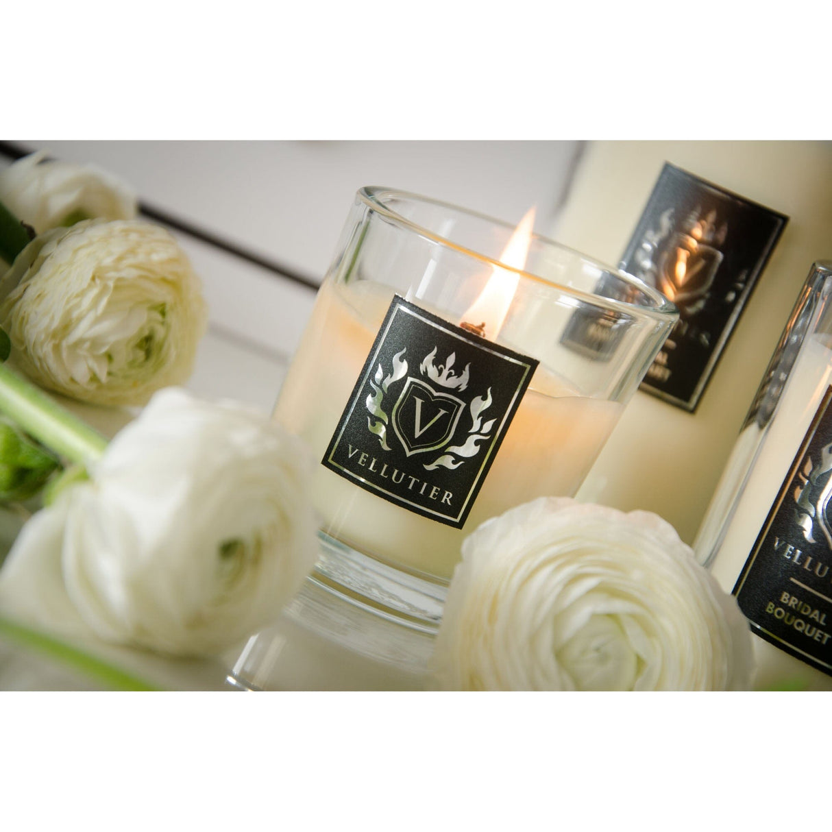 Lumanare parfumata Vellutier, 225 g, Bridal Bouquet Lumanare parfumata Vellutier 