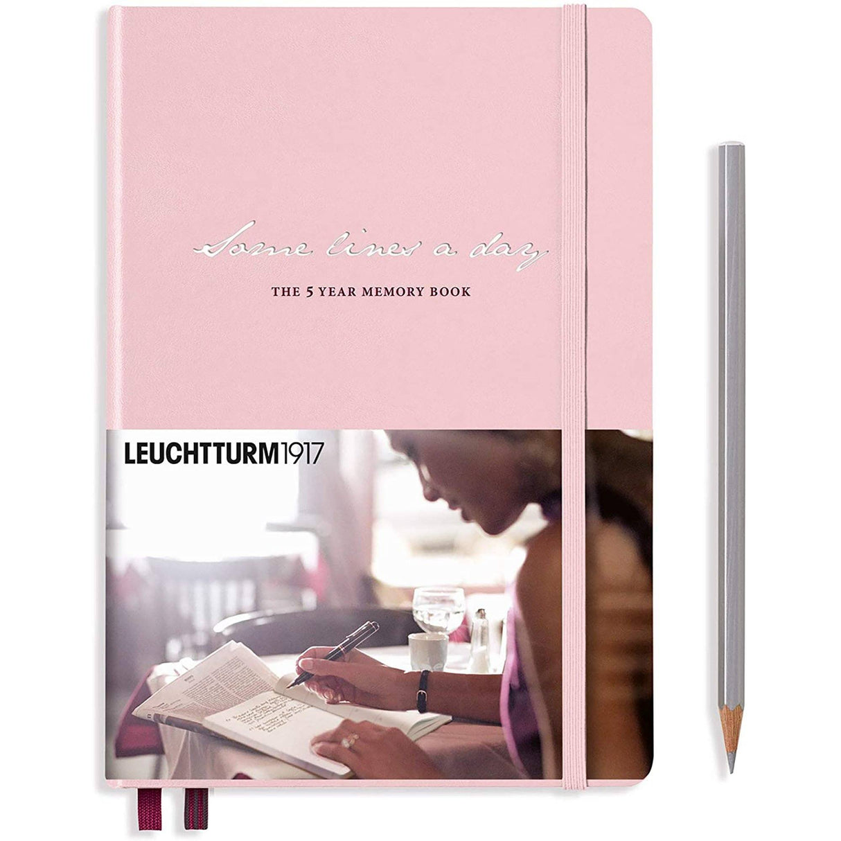 Caiet Leuchtturm1917 "Cate un gand in fiecare zi", pentru 5 ani , A5, cartonat, linii punctate, roz pastel Agenda Leuchtturm Leuchtturm 1917 