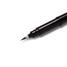 Încarcă imaginea în vizualizatorul Galerie, Pensula de buzunar cu cerneala pigmentata, 4 rezerve incluse, corp portocaliu, scris negru Paperie.ro 
