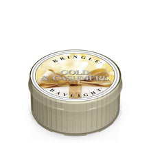 Încarcă imaginea în vizualizatorul Galerie, Lumanare parfumata Kringle Candle, 42 g, Gold &amp; Cashmere Lumanare parfumata Kringle Candle 
