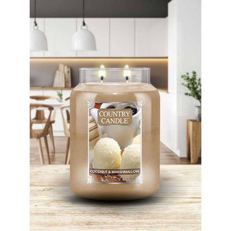Lumanare parfumata 2 fitiluri Kringle Country Candle 652g Cocos si bezele Lumanare parfumata Kringle Candle 