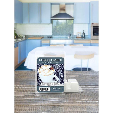 Ceara parfumata Kringle Candle 64 g casmir si cacao Ceara parfumata Kringle Candle 
