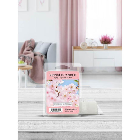 Ceara parfumata Kringle Candle 64 g flori de cires Ceara parfumata Kringle Candle 