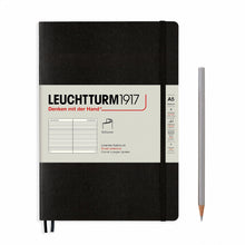 Încarcă imaginea în vizualizatorul Galerie, Agenda BUJO punctata A5 Softcover - Negru, 123 pagini BUJO, A5, punctata, softcover Leuchtturm 1917 
